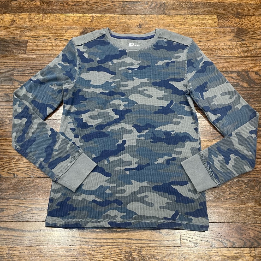 Epic threads Boys camo gray and blue thermal long sleeve top size L